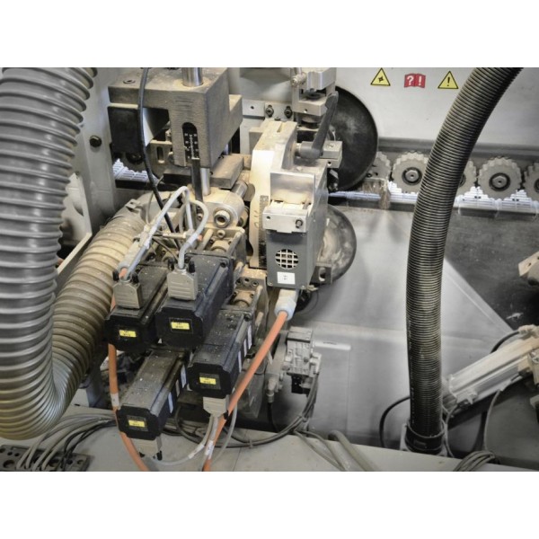 Robna lepilka Brandt KDF 770